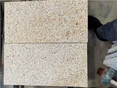 Melyn Gwenithfaen Bush Morthwylio Teils Palmant Rhad